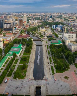 Плотинка Екатеринбург - Фото с высоты птичьего полета, съемка с  квадрокоптера - PilotHub