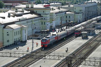 Железнодорожный вокзал «Екатеринбург-Пассажирский»: адрес, телефоны и  услуги - На поезде