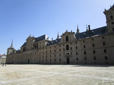 2,230 Escorial стоковые фото – бесплатные и стоковые фото RF от Dreamstime