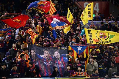 Фанат Барселоны показал ужасное состояние Камп Ноу – видео из VIP-ложи  шокирует, арену сравнивают с тюрьмой - Футбол 24