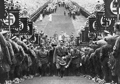Гитлер и Сталин: новый взгляд из архива – Коммерсантъ