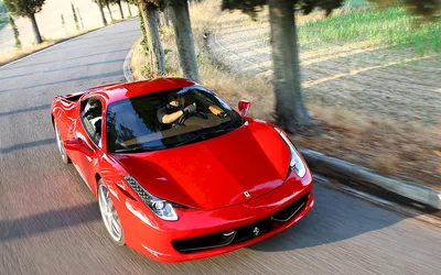 Ferrari 458 Italia, концентрат элегантности и мощи, сделанный в Италии