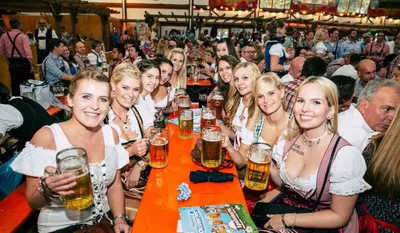 Oktoberfest (Октоберфест) - крупнейший в мире фестиваль пива