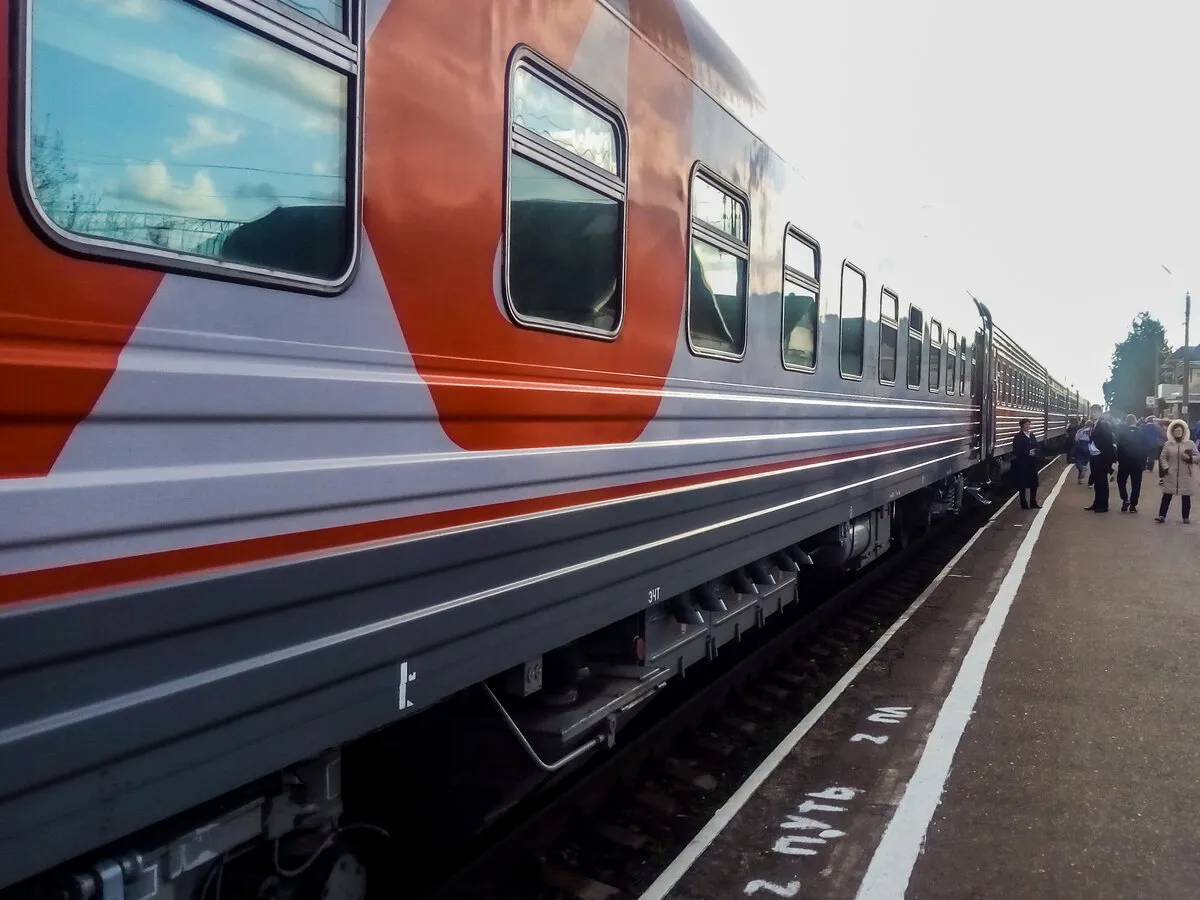 Поезд москва новороссийск видео. 126са · Новороссийск — Москва Казанская. РЖД Москва Новороссийск. Поезд 126э вагоны. Поезд 126са Новороссийск Москва.