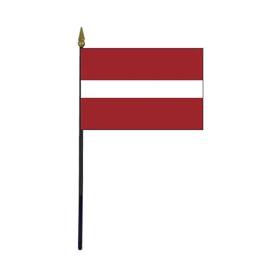 Национальный флаг Латвии - балтийских стран Стоковое Фото - изображение  насчитывающей положение, перемещение: 38480670