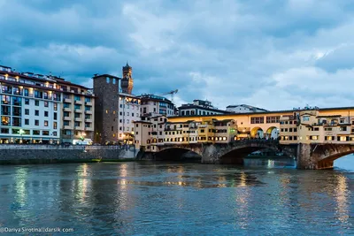 Пара Туристов Во Флоренции Путешествующих По Италии — стоковые фотографии и  другие картинки Флоренция - Италия - iStock