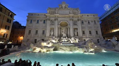 Любимая Италия, Amo l'Italia - ⛲️ Фонта́н Тре́ви (Fontana di Trevi) — самый  крупный фонтан Рима, высотой 25,9 м и шириной 49,8 м. и один из самых  известных фонтанов в 🌍 мире .
