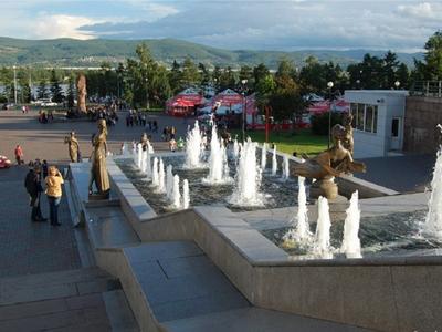 В Красноярске из-за обмеления Енисея не запустят цветной фонтан -  Российская газета