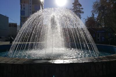 В Центральном парке запустили светомузыкальный фонтан, Новосибирск - 8 мая  2021 - НГС.ру