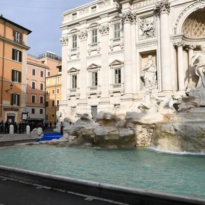 Фонтаны Trevi в Риме, Италии III Стоковое Фото - изображение насчитывающей  наконечников, культура: 48927642
