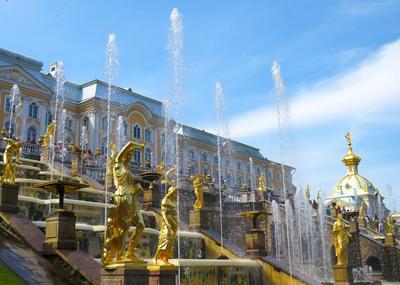 Фонтаны Санкт-Петербурга: исторические, поющие и с иллюминацией
