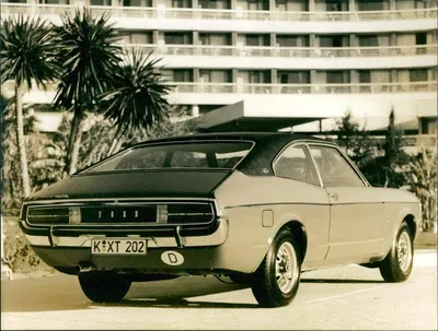 Ford Granada 2-door Sedan