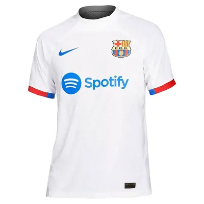 Барселона\" представила новую игровую форму на сезон-2023/2024.
