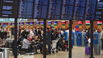 Аэропорты Москвы принимают меры по сокращению очередей