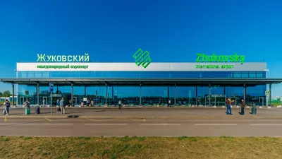 Аэропорты Москвы возобновили штатную работу после ночных ограничений | 360°