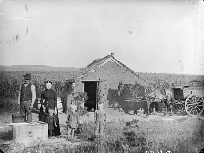 Как поднималась американская целина. Архивные фотографии поселенцев Великих  равнин с конца 19–го века