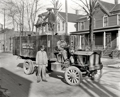 Легковые автомобили и грузовики Америки на фото начала 20 века. (1Часть) |  Пикабу