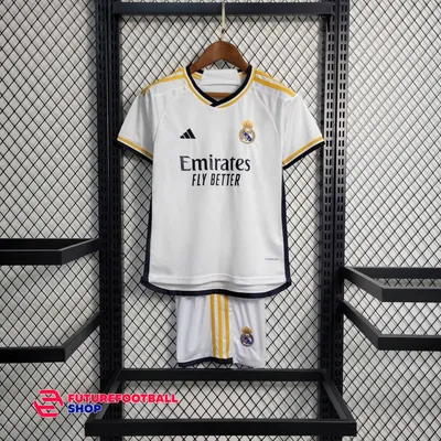 Детская форма Реал Мадрид 2023-2024 белая дракон купить по цене 2 390 руб.  в магазине futurefootballshop.ru