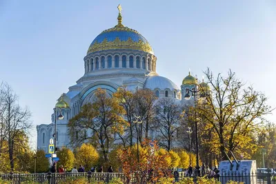 Великолепные дворцы в окрестностях Санкт-Петербурга