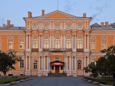 Автобусная экскурсия по дворцам Санкт-Петербурга: 🗓 расписание, ₽ цены,  купить 🎟 билеты онлайн