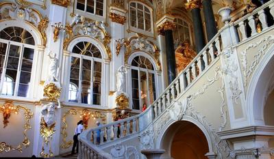 10 дворцов Петербурга» — создано в Шедевруме