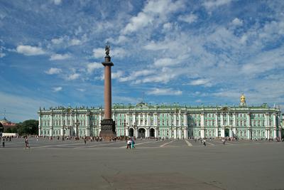 Дворцовая площадь для детей и их родителей — экскурсия в Санкт-Петербурге