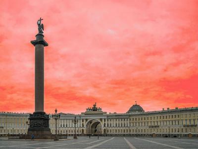 Дворцовая площадь в Санкт-Петербурге: её достопримечательности и интересные  факты