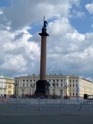 Дворцовая площадь в Санкт-Петербурге – история, интересные факты,  достопримечательности