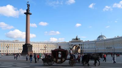Дворцовая площадь, Санкт-Петербург - «Сердце Петербурга, где встретились  прошлое и будущее, оно наполнено лошадьми, гаджетами и концертами. Много  фото и видео одного концерта.» | отзывы