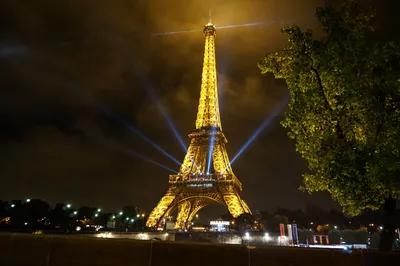 Оригинал схемы вышивки «Эйфелева башня ночью, Париж» (№1120606) - Вышивка  крестом
