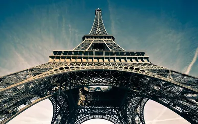 Обои на рабочий стол Эйфелева башня / Tour Eiffel, вид снизу, Париж,  Франция / Paris, France, обои для рабочего стола, скачать обои, обои  бесплатно