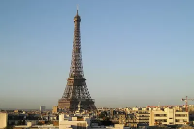 Vive le Bleu! Освещение Эйфелевой башни, Париж, Франция