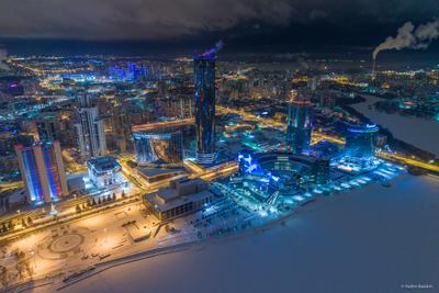 оставайтесьдома. Как выглядит Екатеринбург без людей с высоты птичьего  полета - УралПолит.Ru