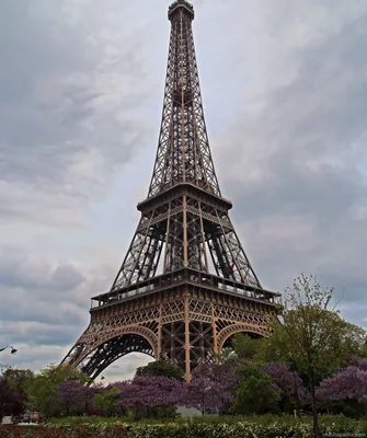 Эйфелева башня в Париже, прогулка по Марсову полю | GaWaiN.Ru