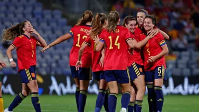 Сборная Испании по футболу разгромила команду Исландии в товарищеском матче  - РИА Новости Спорт, 30.03.2022