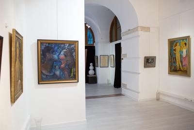 В Москве открылась выставка-коллекция светского искусства африканских  художников - Российская газета