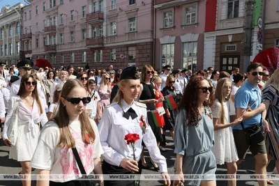 Новогодняя трагедия в Гомеле - водитель сбил пешеходов и скрылся. Подросток  погиб