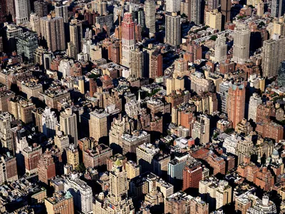 Report finds NY home to largest income gap in U.S.