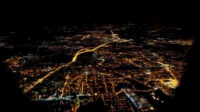 Ночную Москву сняли на видео из кабины пилота самолета - Мослента