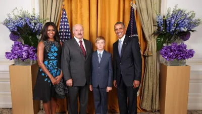 Почему мама Николая Лукашенко не появляется вместе с сыном? | Мятный  контент | Дзен