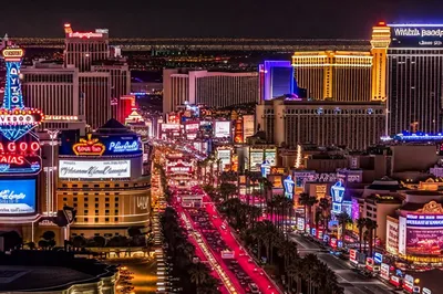 Все казино Лас-Вегаса закрылись на месяц – Афиша