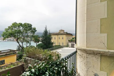 Фото «виды с балкона» из фотогалереи «Сан Ремо, Лигурия, Италия» Италия ,  Сан