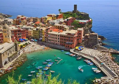 Риомаджоре И Cinque Terre Побережье Сверху На Закате, Лигурия, Италия  Фотография, картинки, изображения и сток-фотография без роялти. Image  36428703