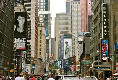 Нью-Йорк уса 16 2019 : оживленная улица в Нью-Йорке Редакционное Стоковое  Изображение - изображение насчитывающей перемещение, улица: 257809304
