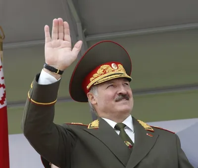 Лукашенко посетовал на расходы из-за реакции на действия НАТО