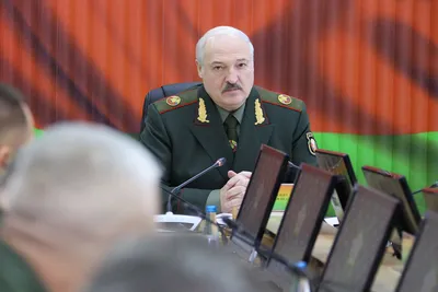 Сын Лукашенко Коля окончил 4 класс в военной форме: фото и видео- Александр  Лукашенко - Беларусь | Обозреватель