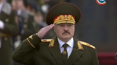 Это не какой-то выпендреж»: Лукашенко объяснил, зачем носит военную форму -  KP.RU