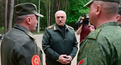 Это не выпендреж»: Лукашенко объяснил причины ношения военной формы