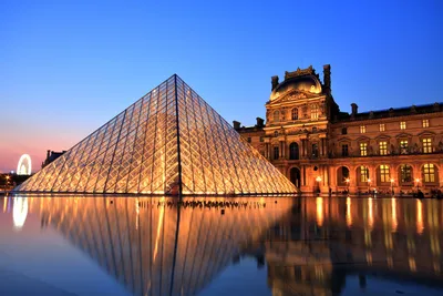 Самые красивые дома: Музей Лувр, пирамида Лувра, Париж, Франция