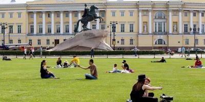 Медный всадник - памятник Петру I в Петербурге